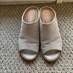Esprit grey mules